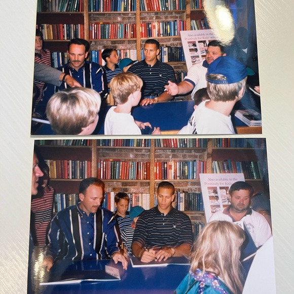⚾️🧢1998 Signed Alex Rodriquez “Hit a Grand Slam” (Positively for Kids) Book - Picture 3 of 15